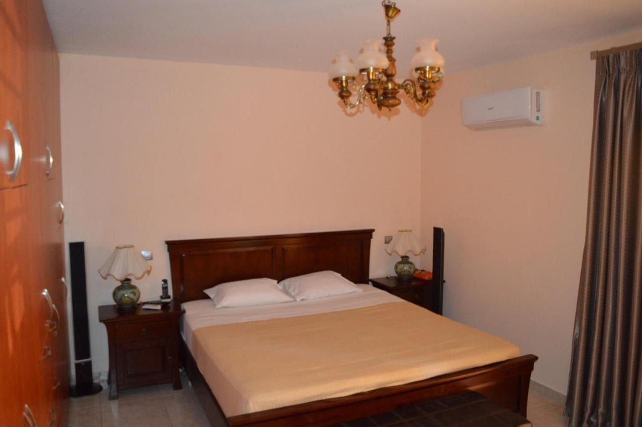Villa Avatos - Near To The Port Of Rafina And The Airport Of Athens Agios Spyridon  المظهر الخارجي الصورة